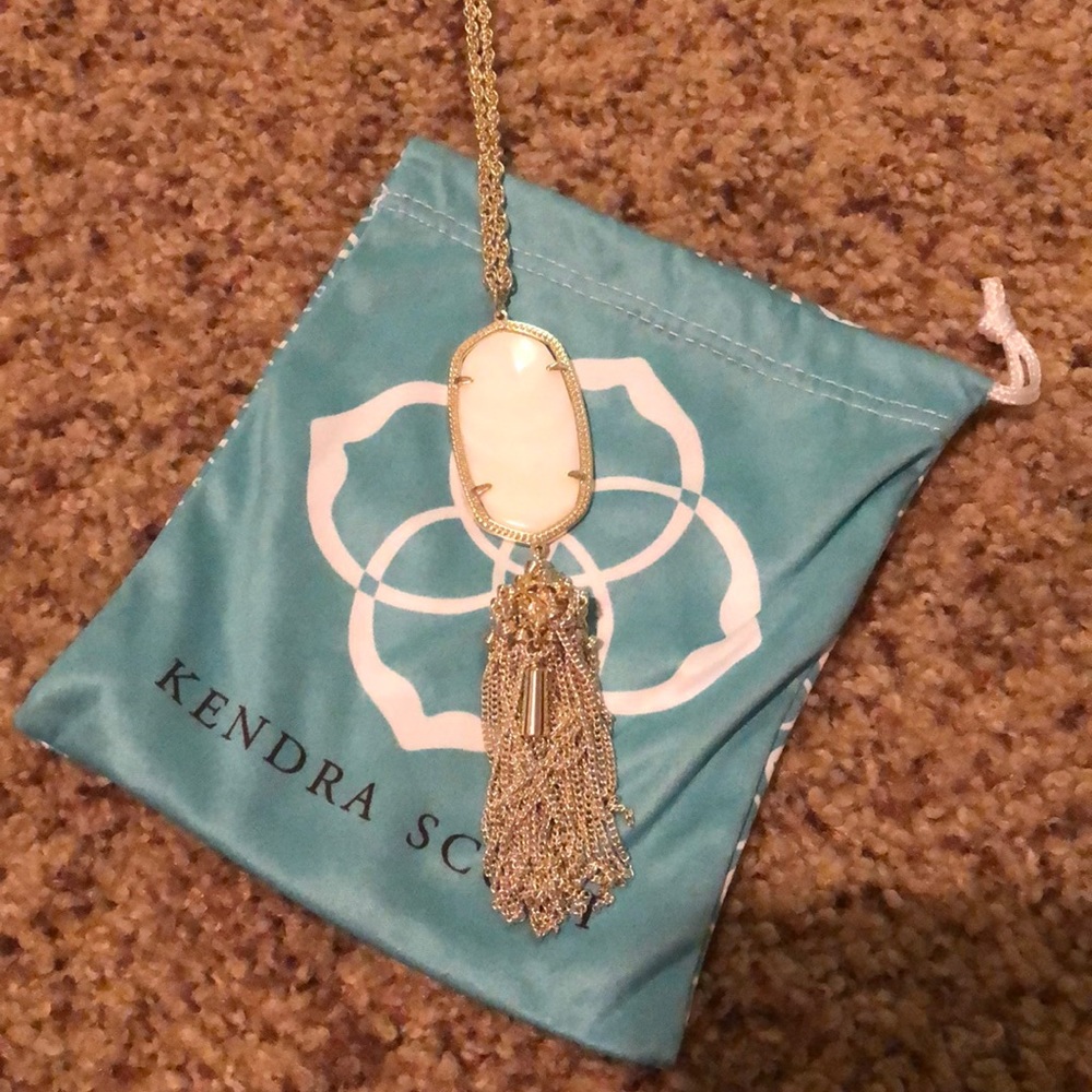 Brand New Kendra scott white pendant necklace